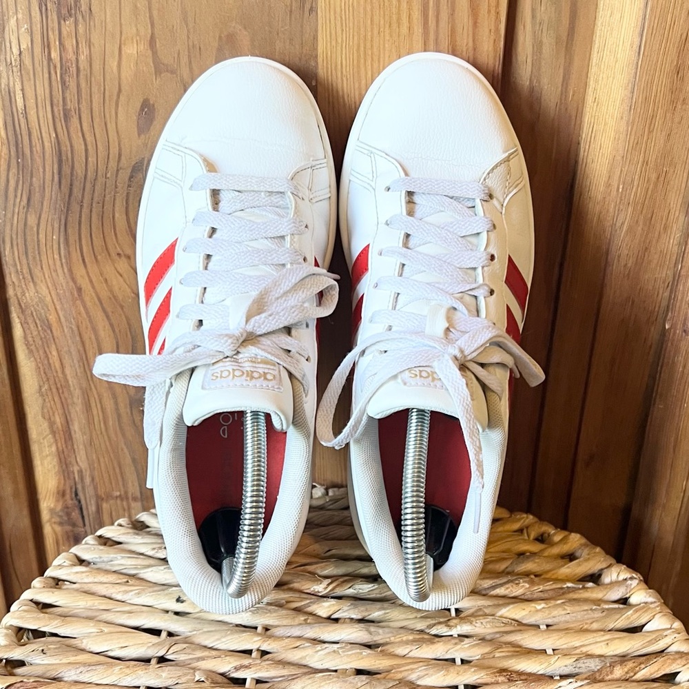 Adidas Womens Cloudfoam Advantage White Leather Sneakers Size 7